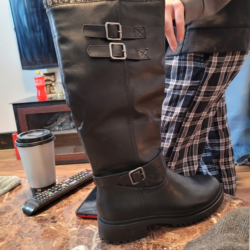 Black boots